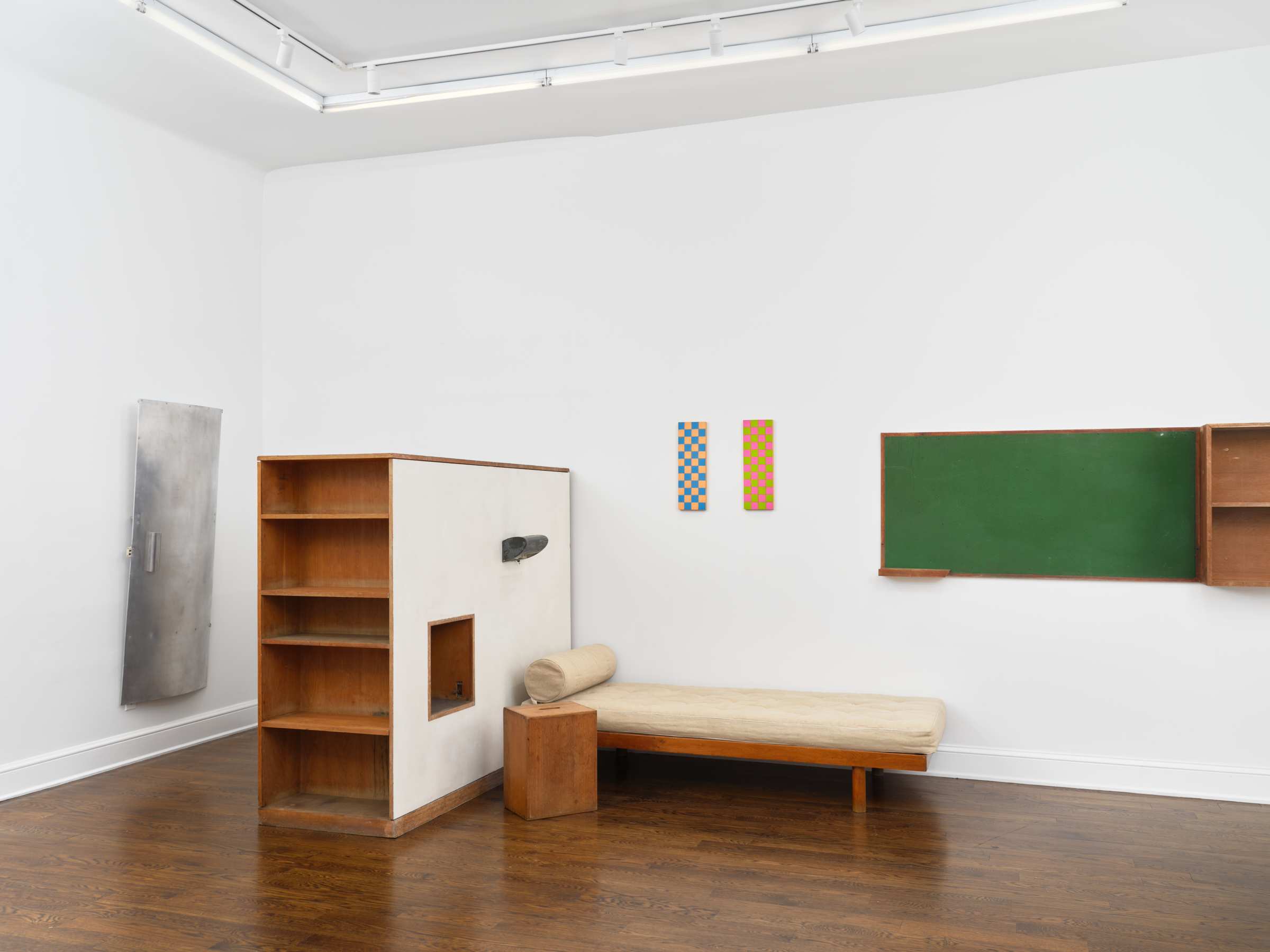 Mahogany, Oak and Pine: Le Corbusier
